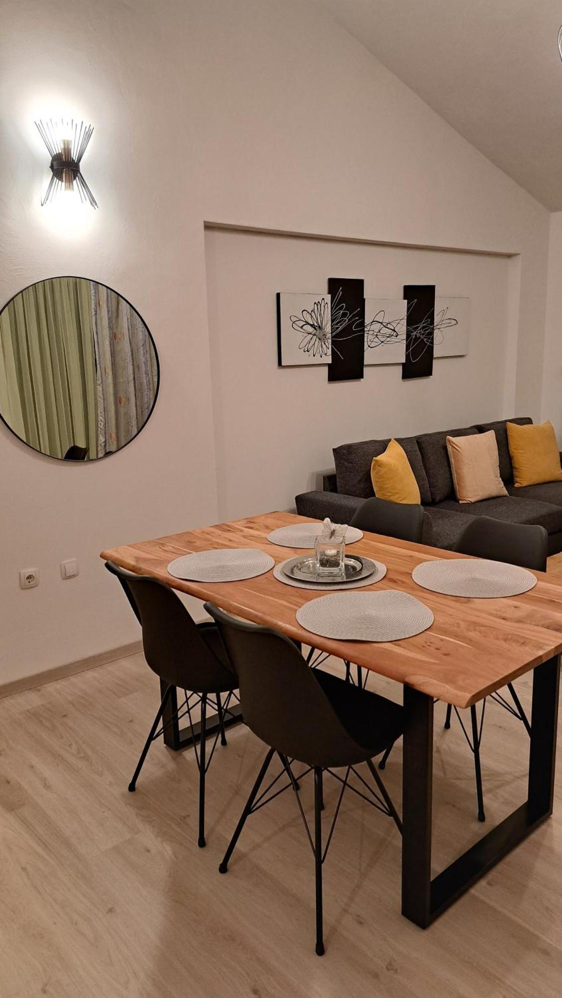 Apartmani Villa Gordana PUY Eksteriør bilde