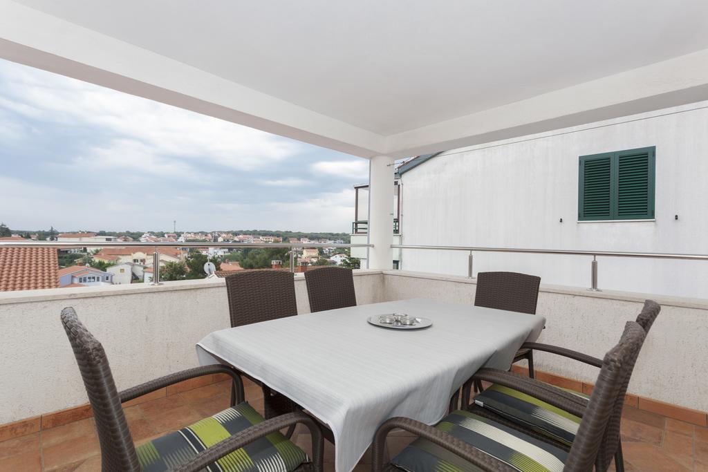 Apartmani Villa Gordana PUY Eksteriør bilde