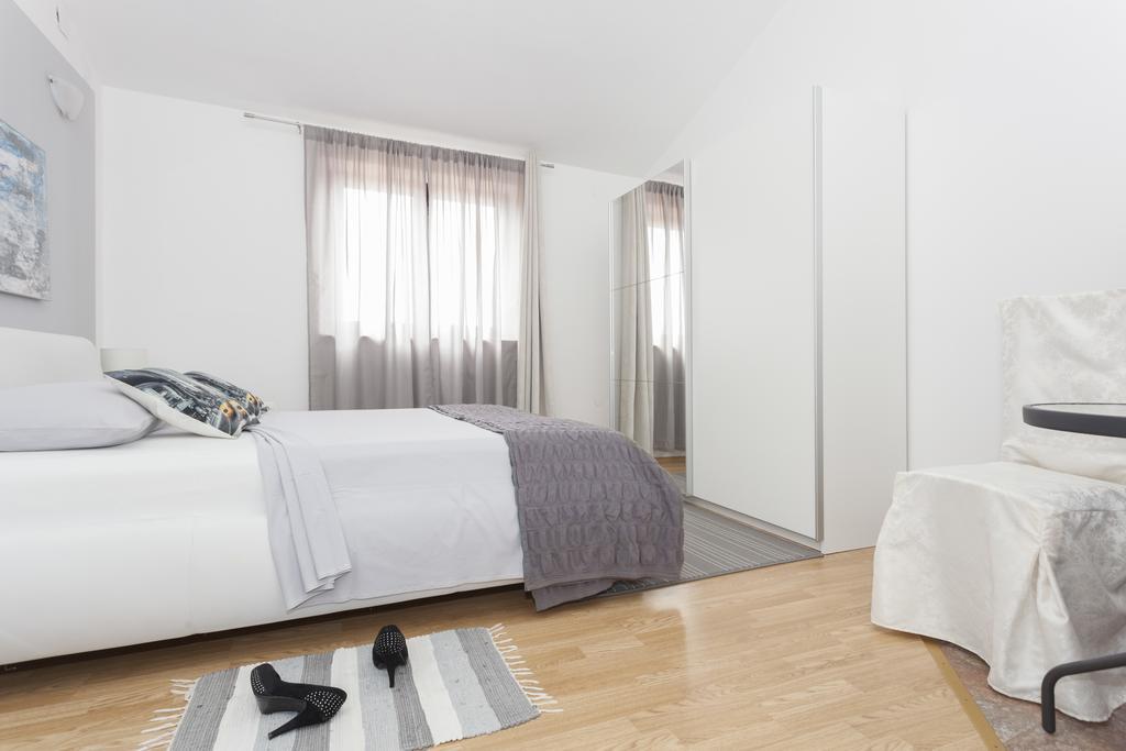 Apartmani Villa Gordana PUY Eksteriør bilde