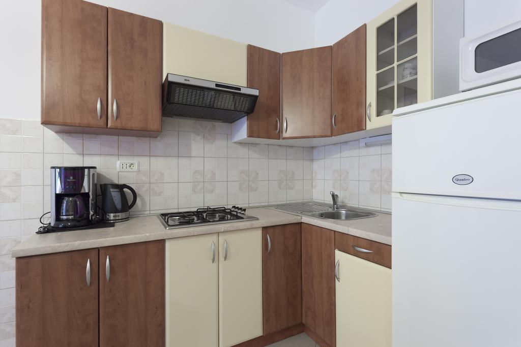 Apartmani Villa Gordana PUY Eksteriør bilde