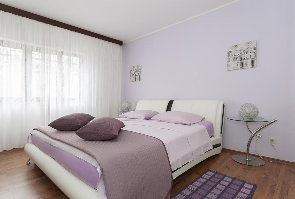 Apartmani Villa Gordana PUY Eksteriør bilde