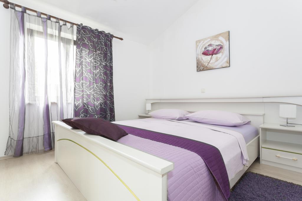 Apartmani Villa Gordana PUY Eksteriør bilde
