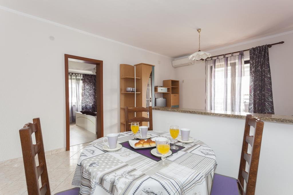 Apartmani Villa Gordana PUY Eksteriør bilde