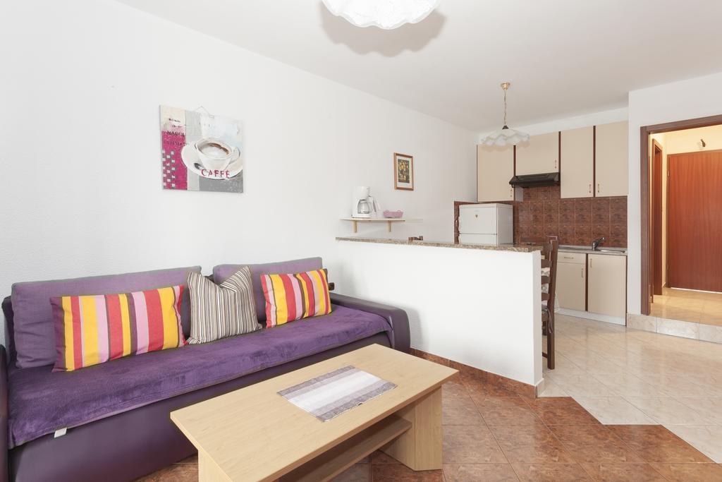 Apartmani Villa Gordana PUY Eksteriør bilde