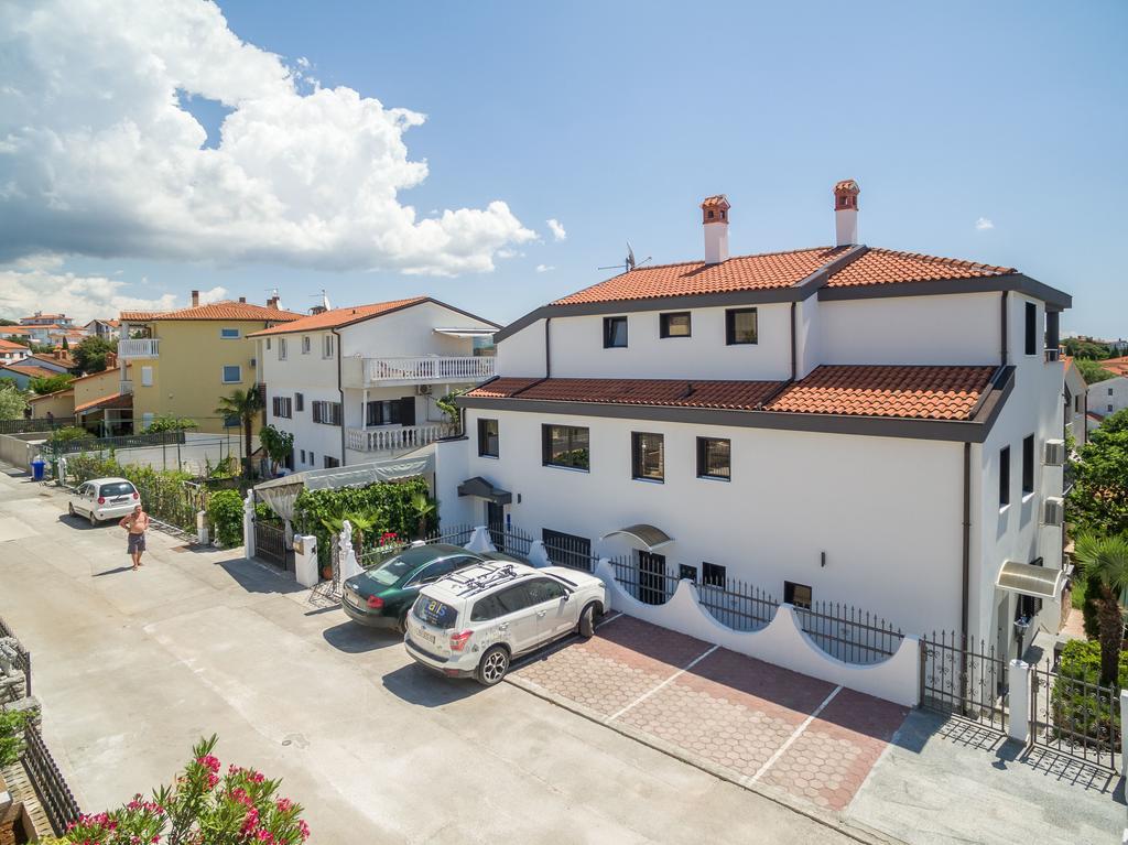 Apartmani Villa Gordana PUY Eksteriør bilde