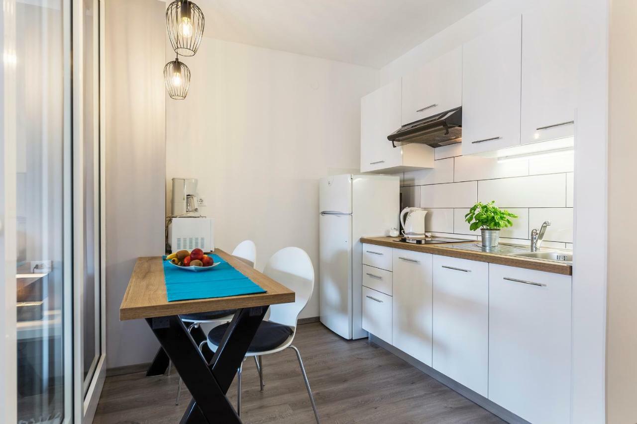 Apartmani Villa Gordana PUY Eksteriør bilde